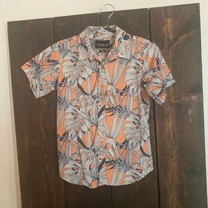 Hawaiian button up shirt